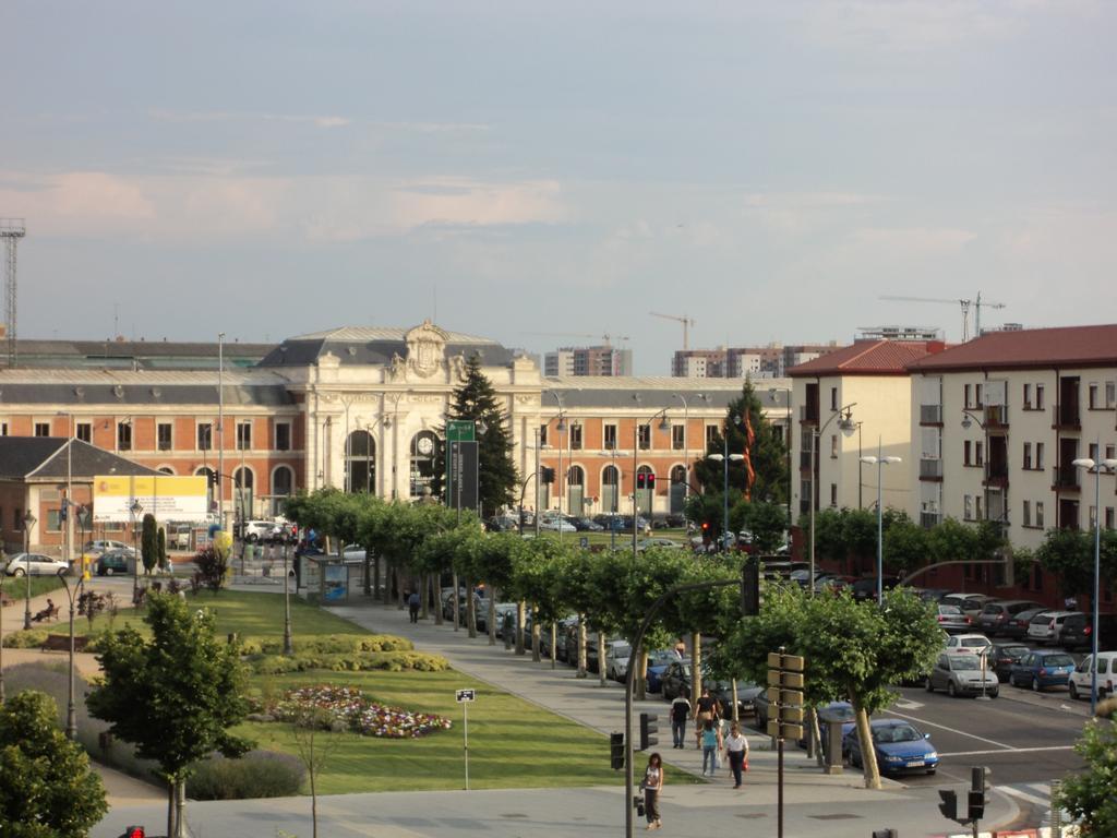 Hotel Colon Plaza Valladolid Exterior foto
